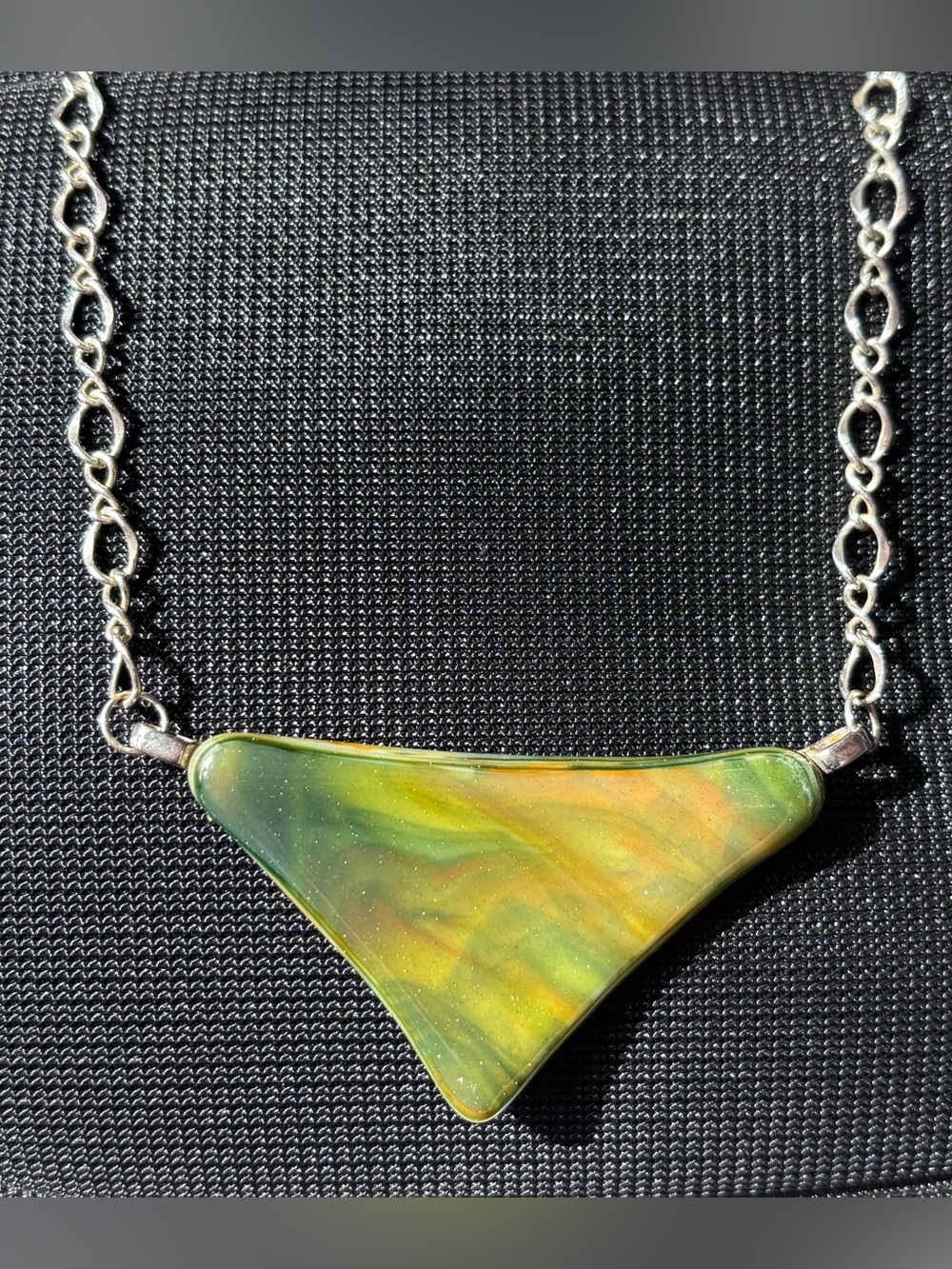 Vintage Chartreuse Geometric Resin Statement Necklace - Picture 6 of 7
